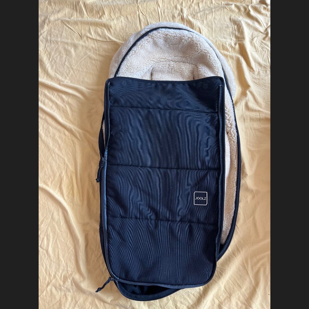 Joolz Sheepskin Footmuff - Picture 2 of 3